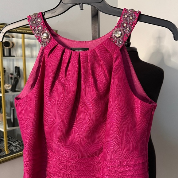 Pink Sleeveless Dress - Picture 2 of 8